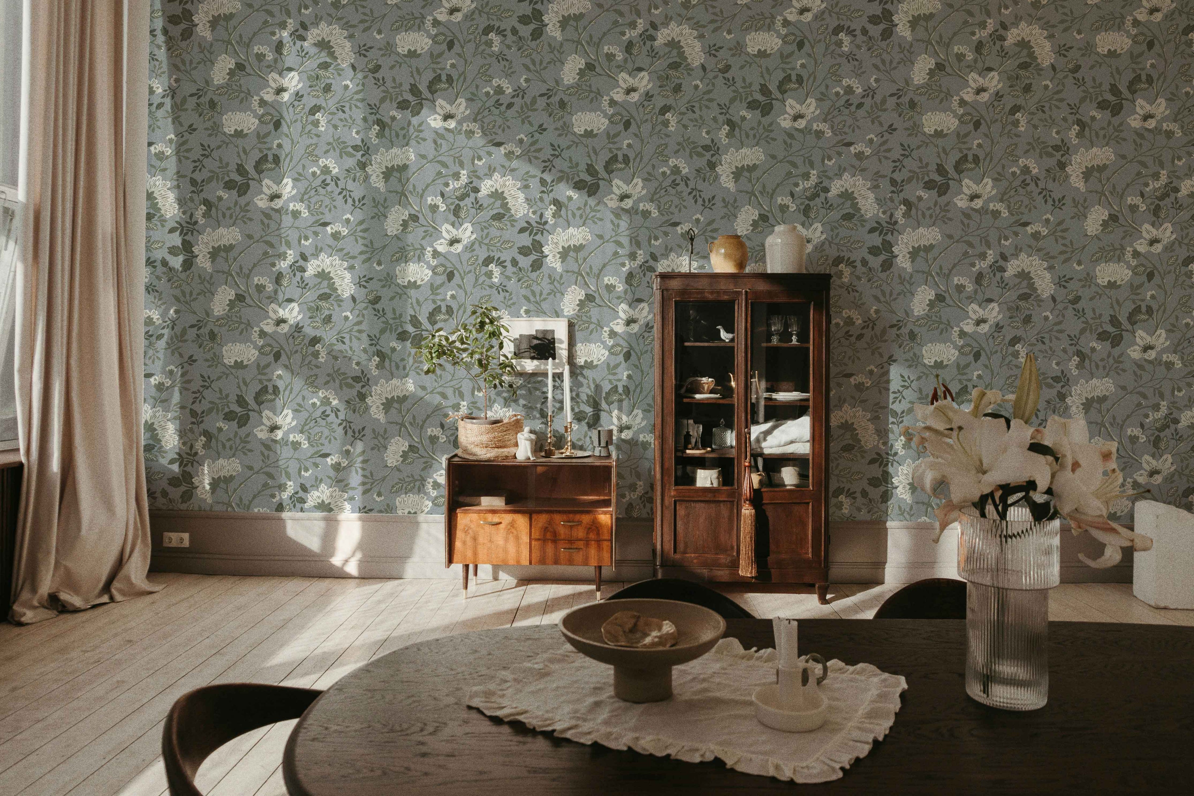 Peel-and-Stick Wallpaper for Renters: Ideas & Tips - Riverpine