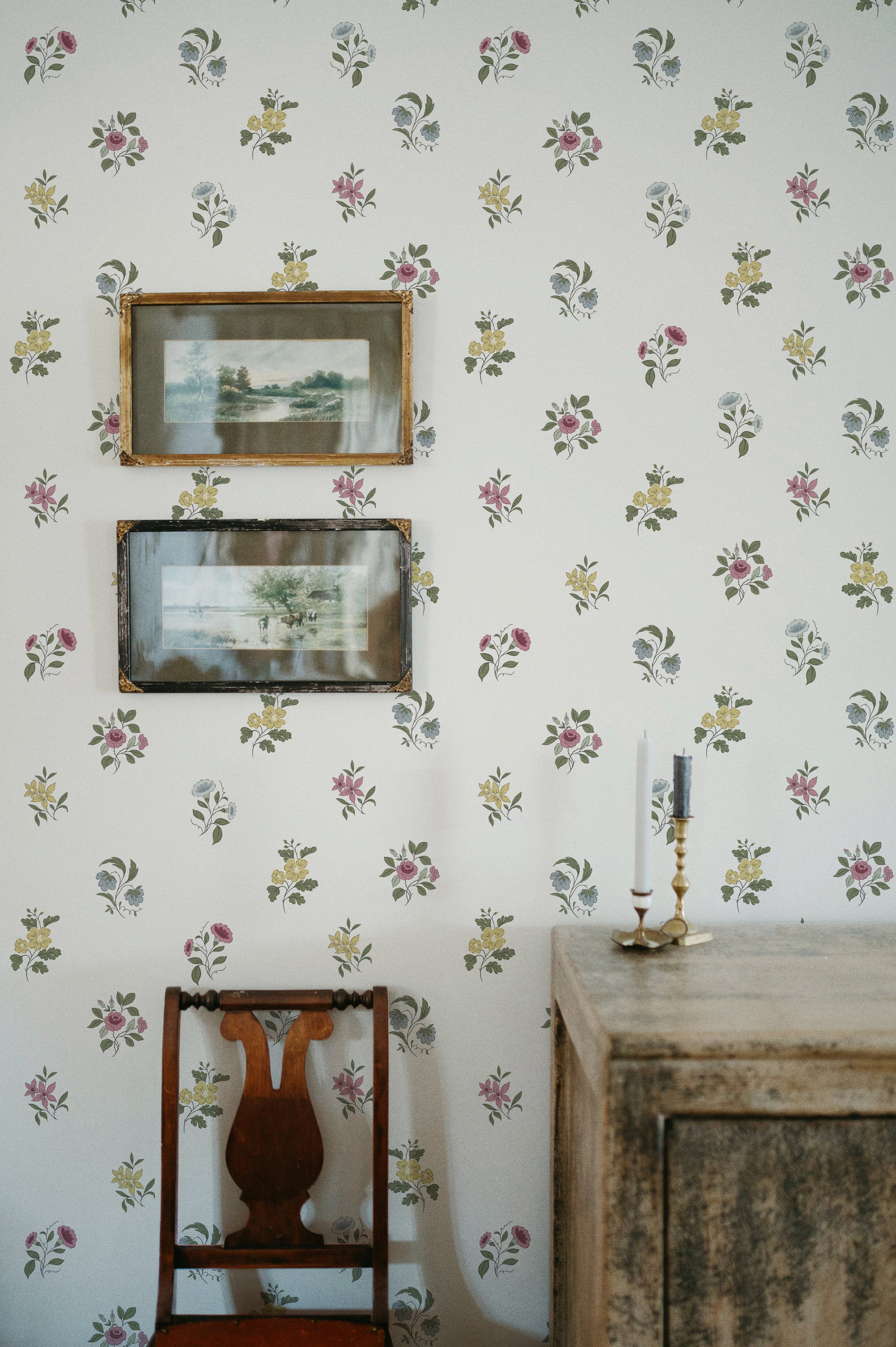 Ashthorn Wallpaper Painted Ivory