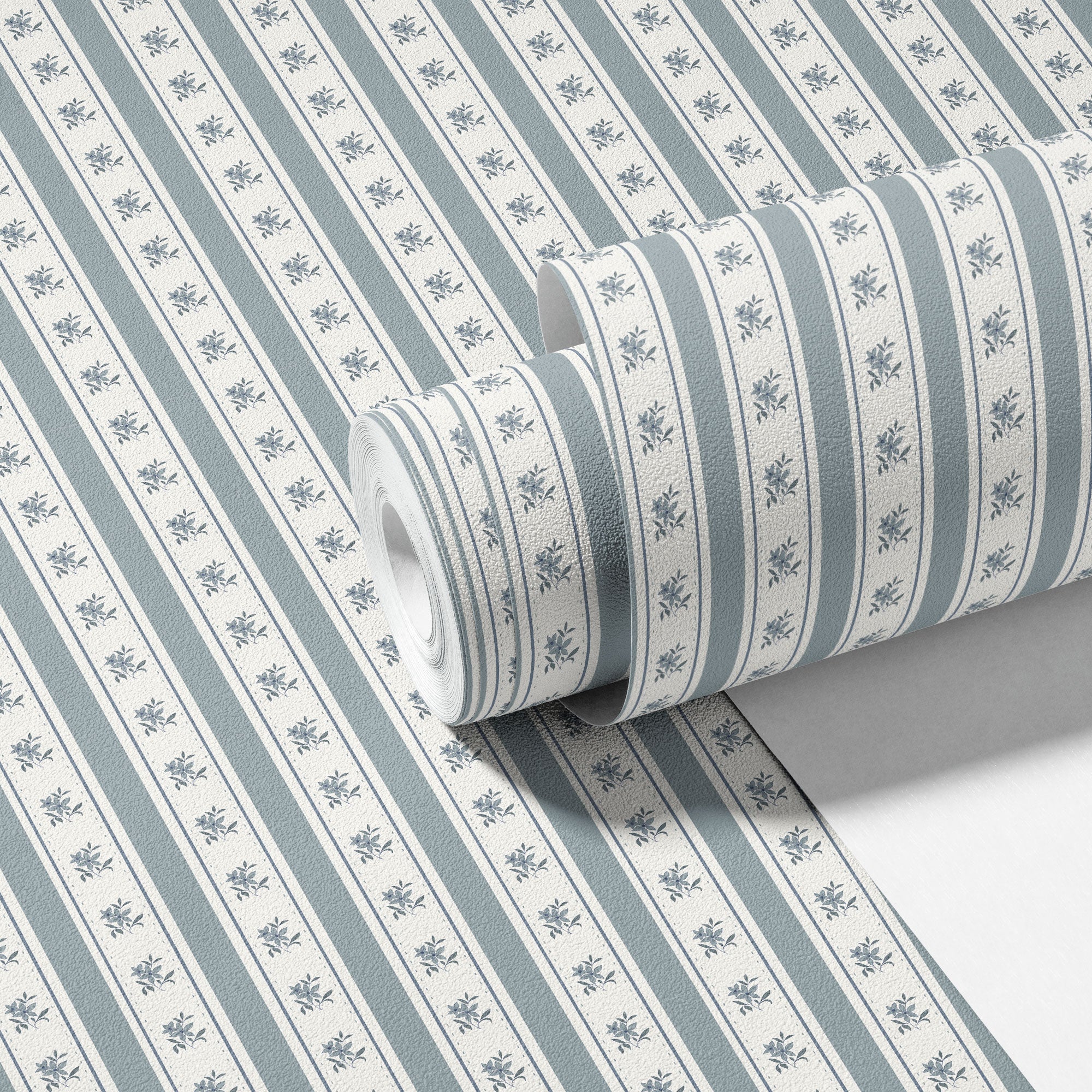 Glasshouse Stripe in Delft Ivory