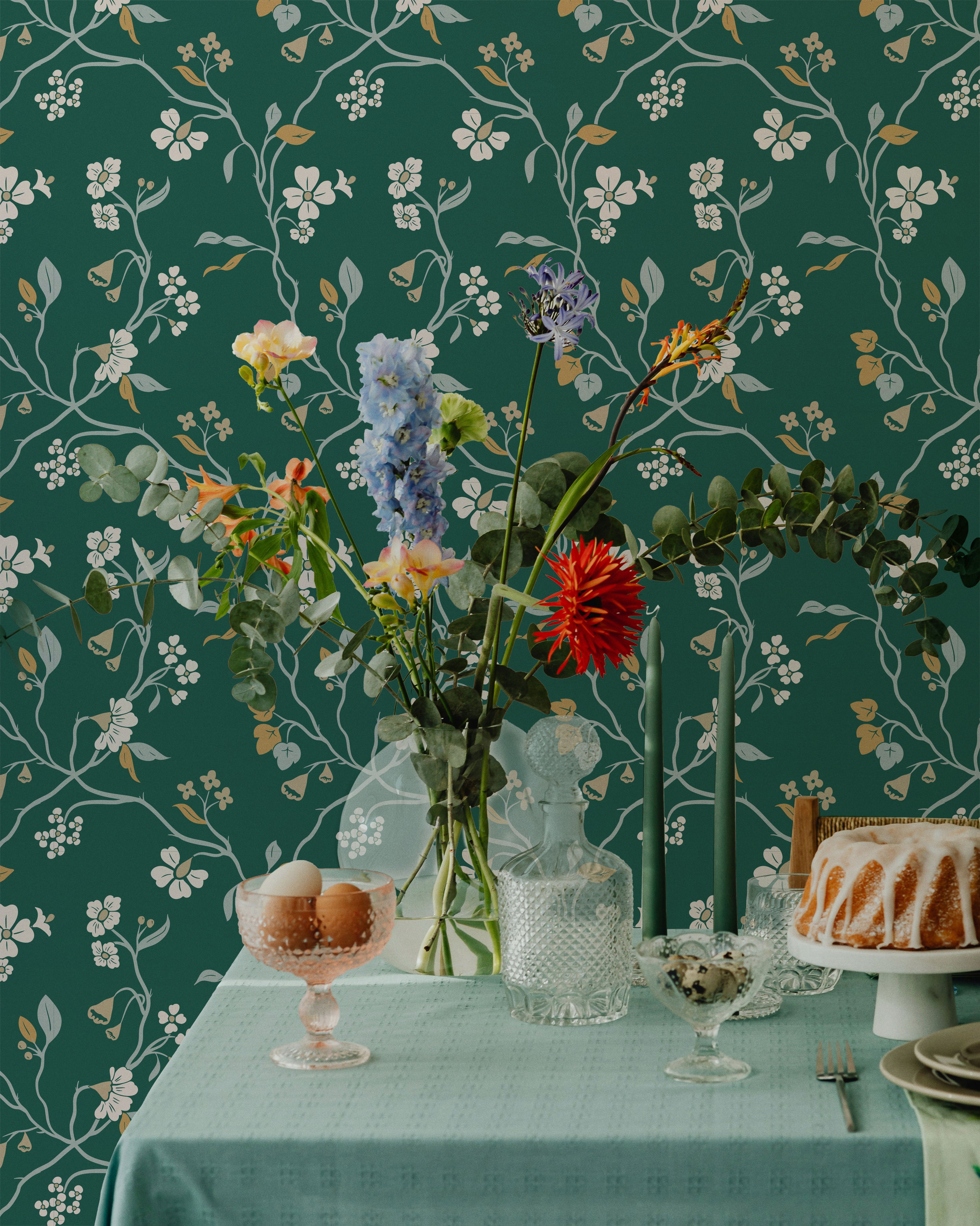 Lunaria Vine Wallpaper in Forest Glen