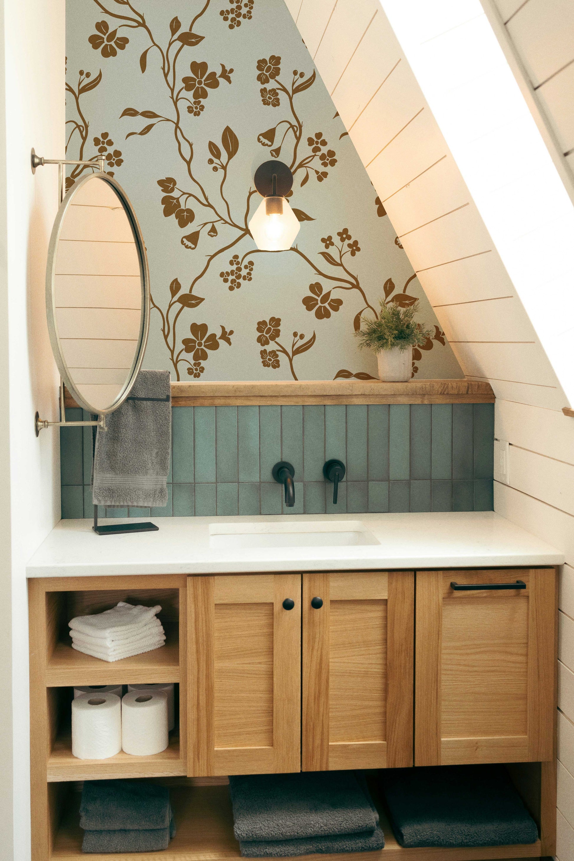Lunaria Vine Wallpaper in Blue Thistle