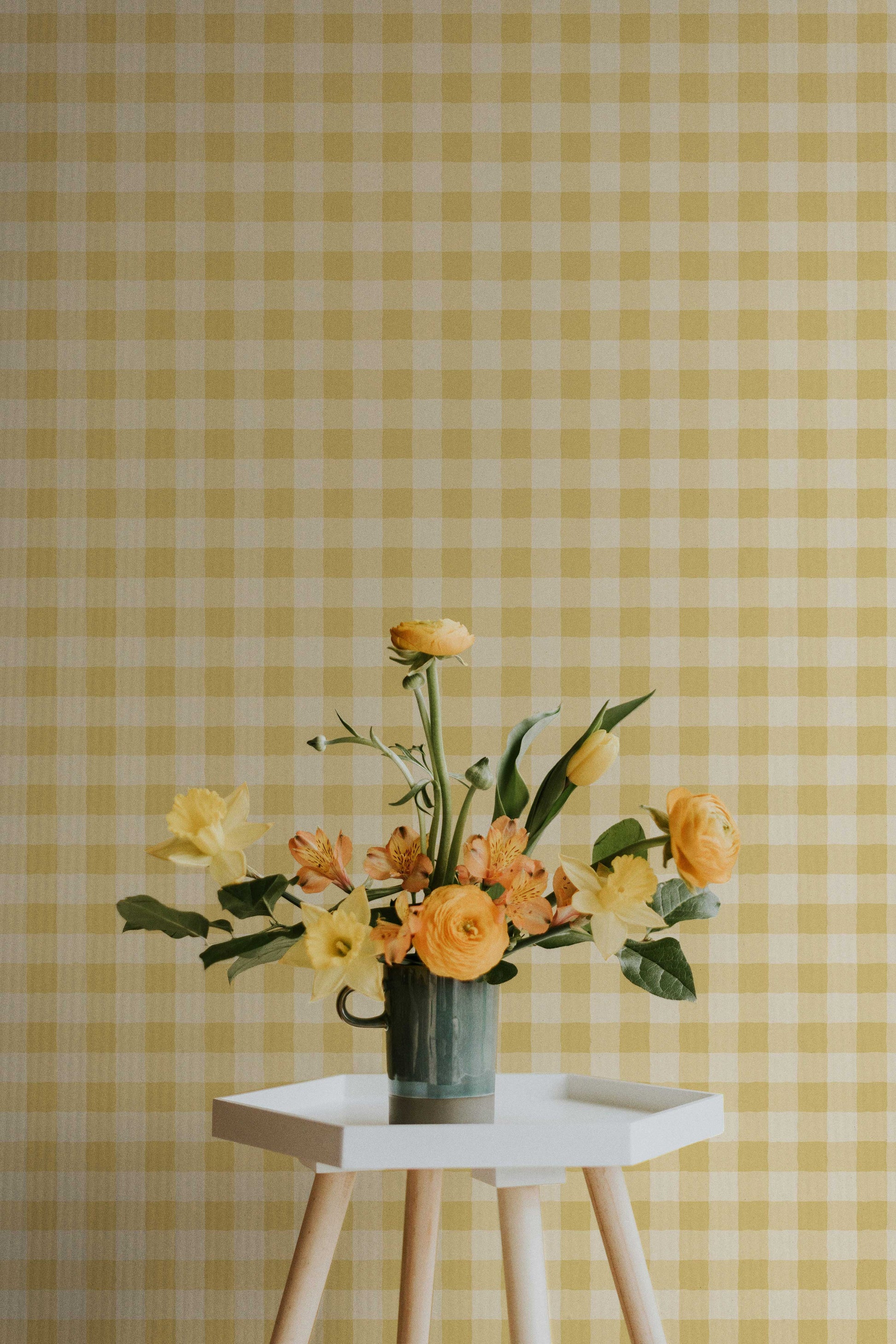 Garden Window in Honey Clay