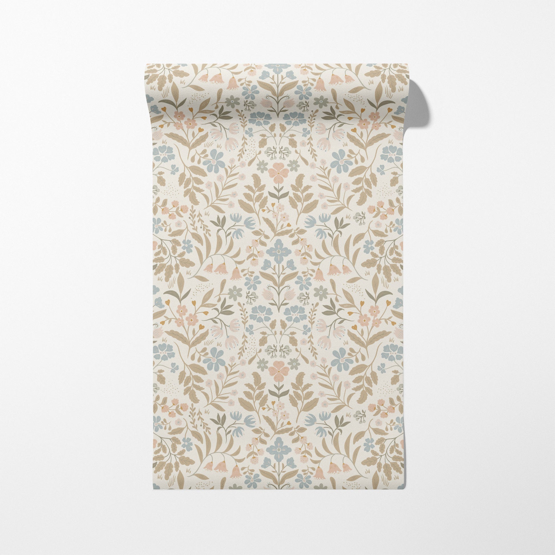 Roselyn in Edgecomb Buff
