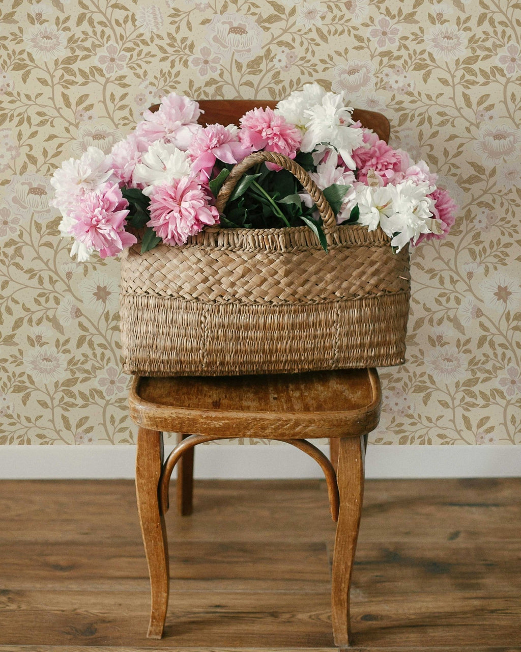 Annabelle Wallpaper in Antique Blush - Riverpine