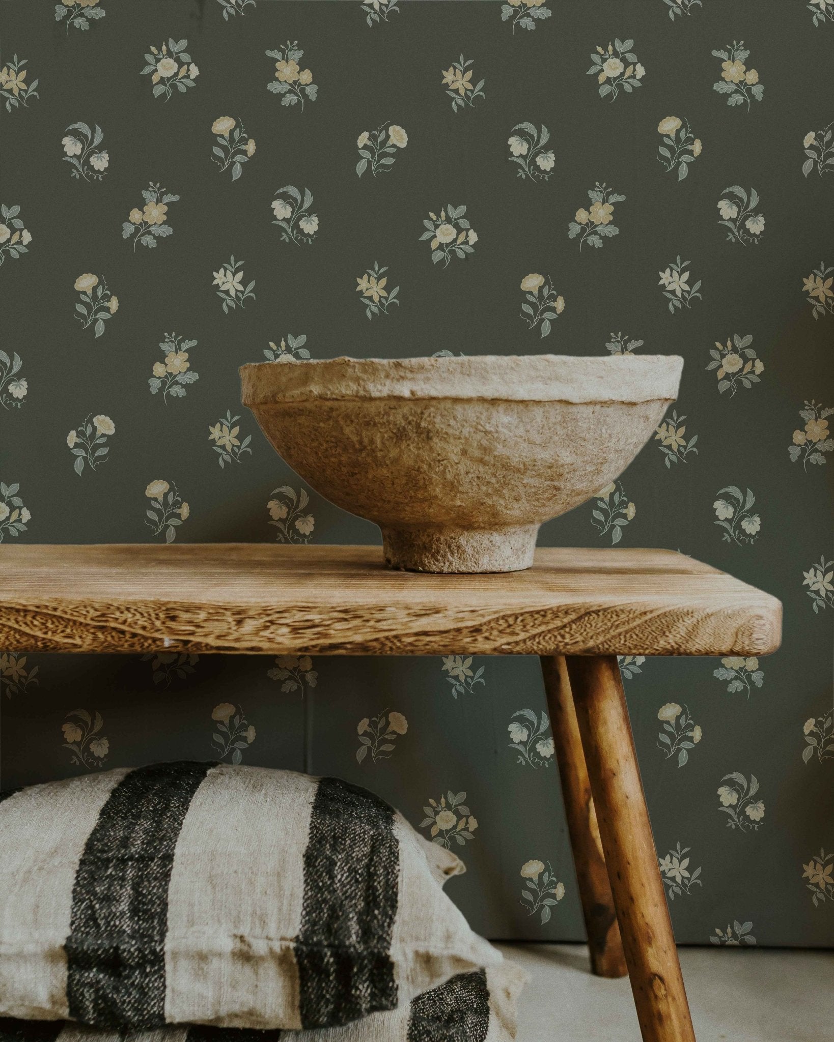 Ashthorn Wallpaper Vintage Vogue - Riverpine