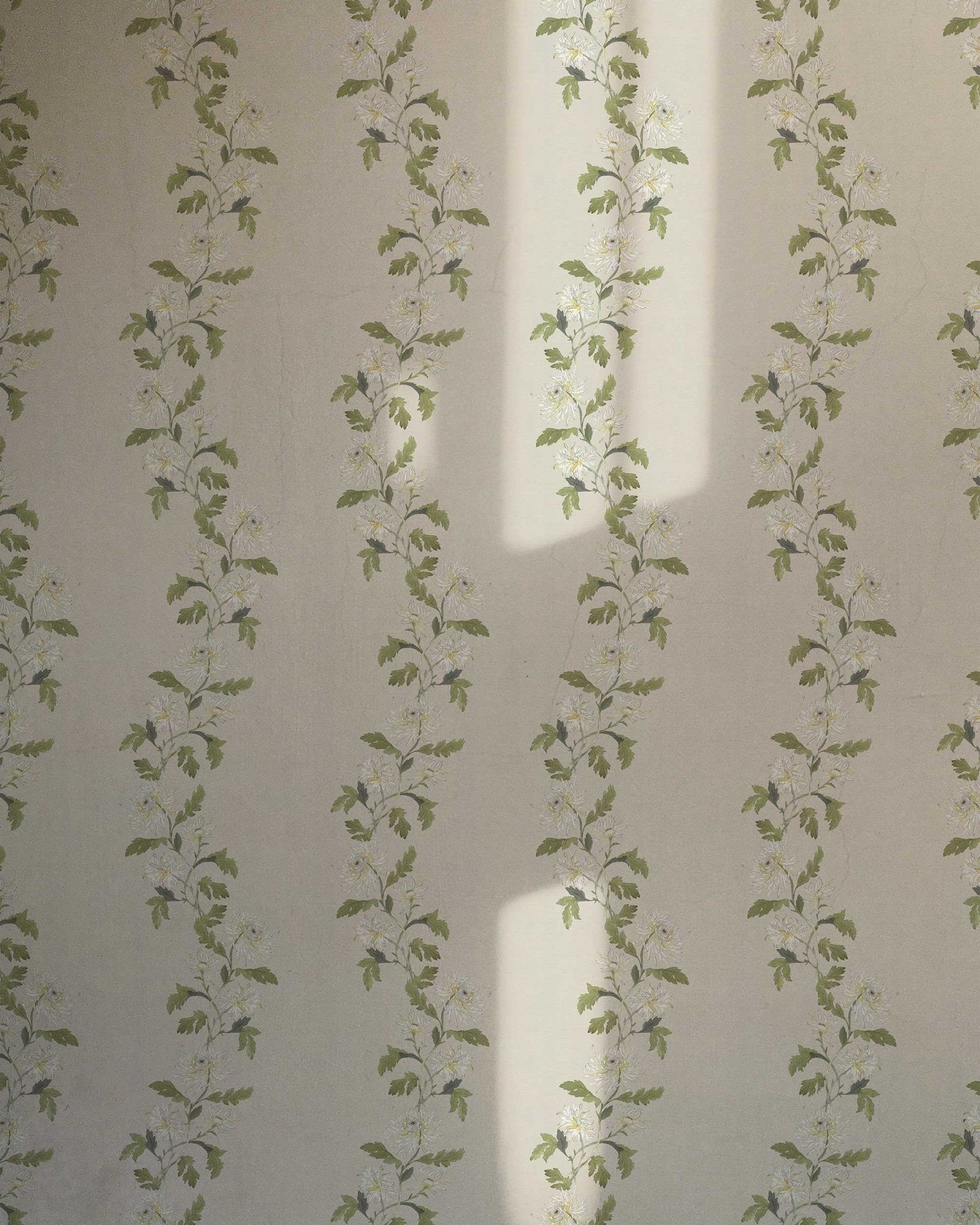 Chrysanthemum Trail in Linen - Riverpine