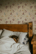 Lunaria Vine Wallpaper in Wildflower Cream